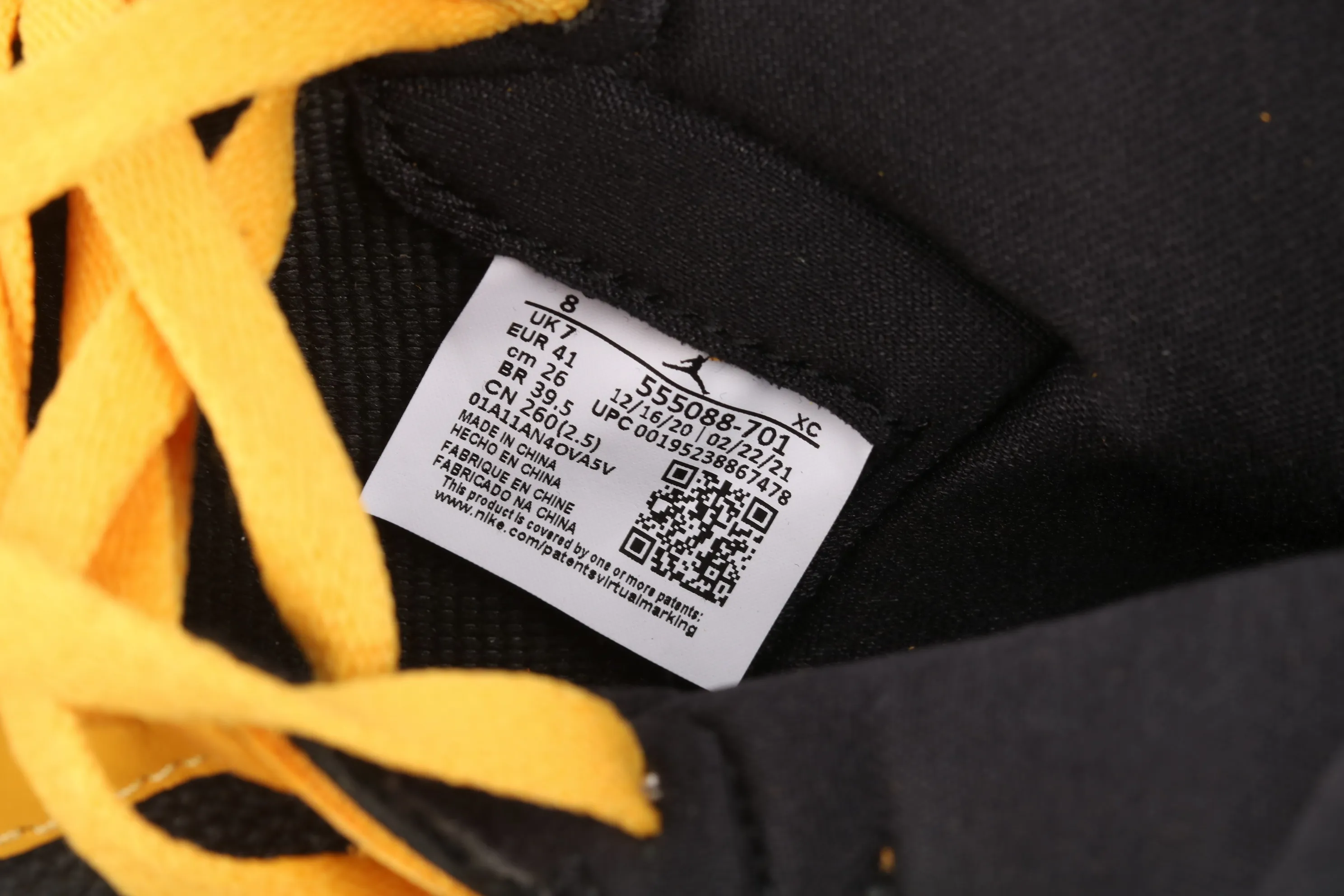 All categories Air Jordan Jordan series basketball shoes Air Jordan 1 High L version Air Jordan 1 High OG "Pollen" AJ1 Joe 1 black and yellow 555088-701